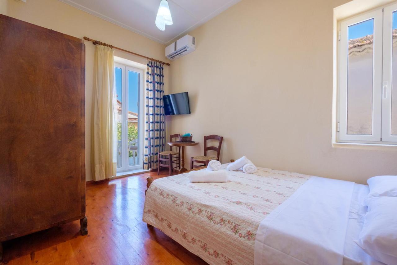 Annetas House Apartment Nea Koroni Ngoại thất bức ảnh
