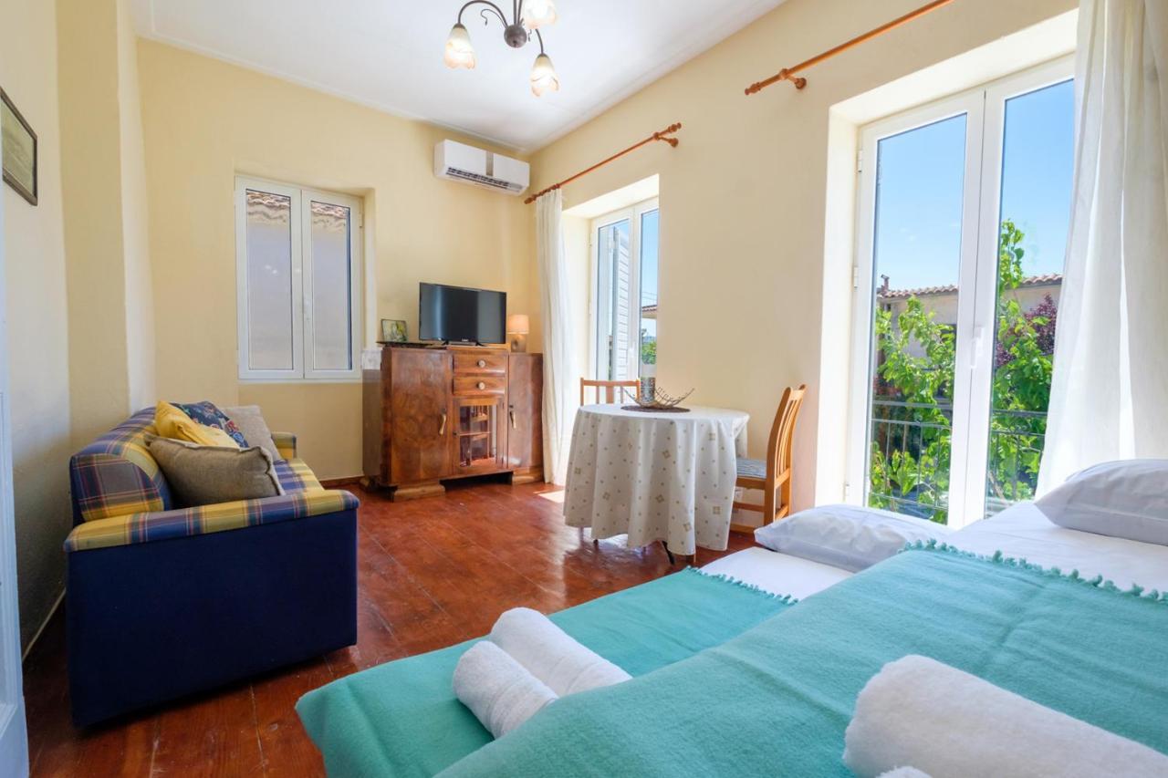 Annetas House Apartment Nea Koroni Ngoại thất bức ảnh